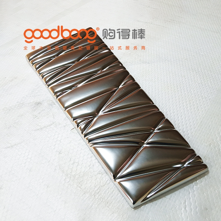 采用吸塑成型工藝制作的連鎖便利店招牌燈箱講解